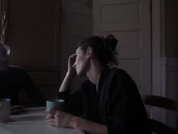 http://www.juliesteyer.com/files/gimgs/th-12_clara © Julie Steyer.jpg